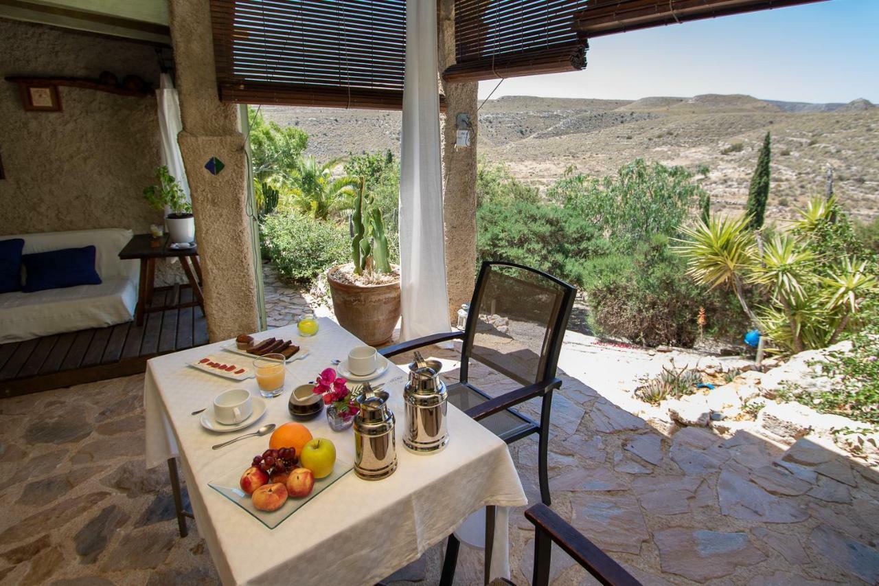 Gasthaus Cortijo La Joya De Cabo De Gata Agua Amarga  Exterior foto